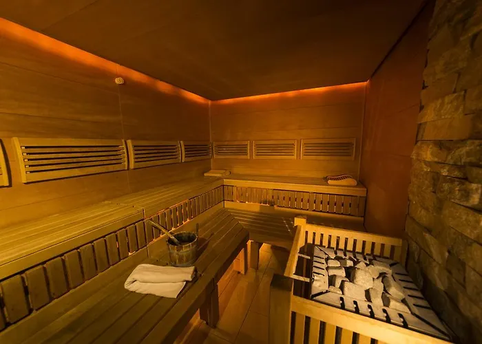 Отель Der Thaller - Wirtshaus - Restaurant - 4*